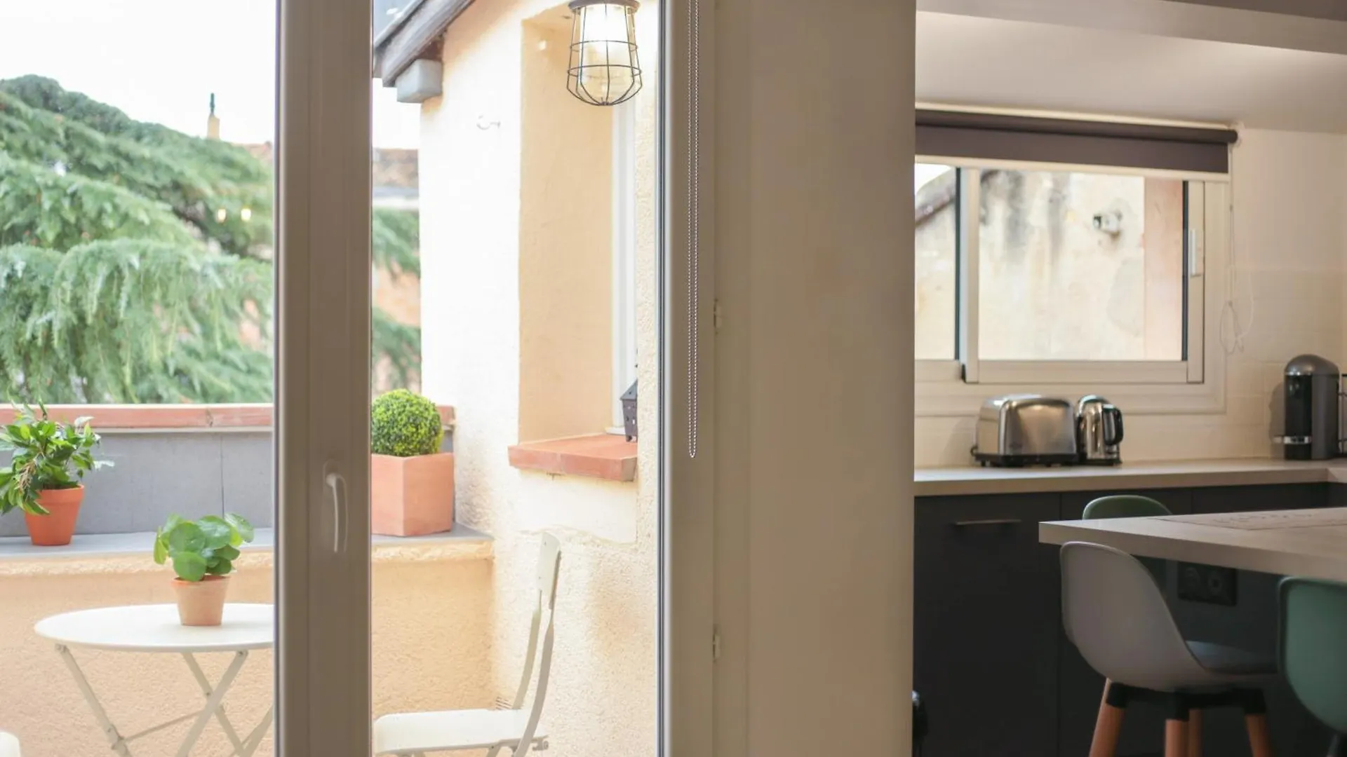 Le Nid Des Chalets Toulouse Apartment